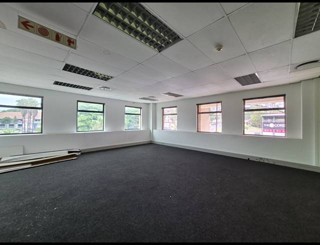 849M² OFFICE TO LET IN SUNNINGHILL